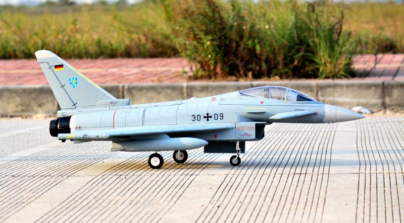 images/Freewing Eurofighter Typhoon V2 90mm EDF JET