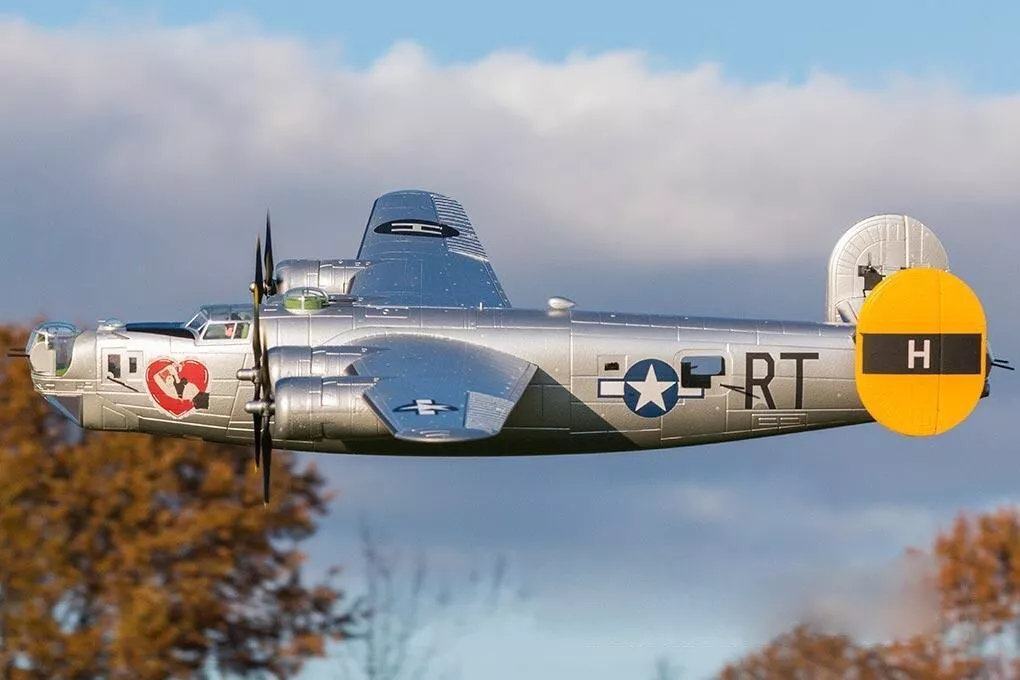 FlightLine B-24 Liberator Silver 2000mm (78 inch) Wingspan PNP FLW4011P RC Airplane