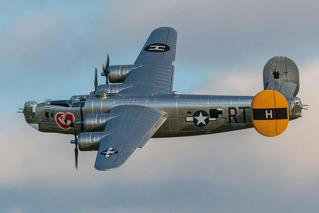 FlightLine B-24 Liberator Silver 2000mm (78 inch) Wingspan PNP FLW4011P RC Airplane