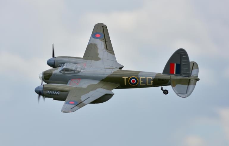 rc de havilland mosquito