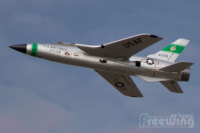 Freewing F-105 Thunderchief 64mm Jet 3S RC Airplane