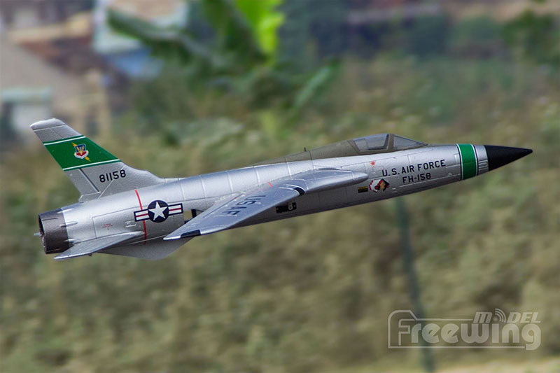 Freewing F-105 Thunderchief 64mm Jet 3S RC Airplane