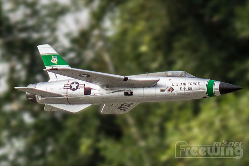 Freewing F-105 Thunderchief 64mm Jet 3S RC Airplane